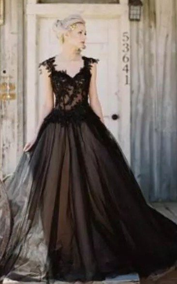 Ball Gown Lace Tulle Straps Sleeveless Floor-length Vintage Wedding Dress with Appliques and Beading