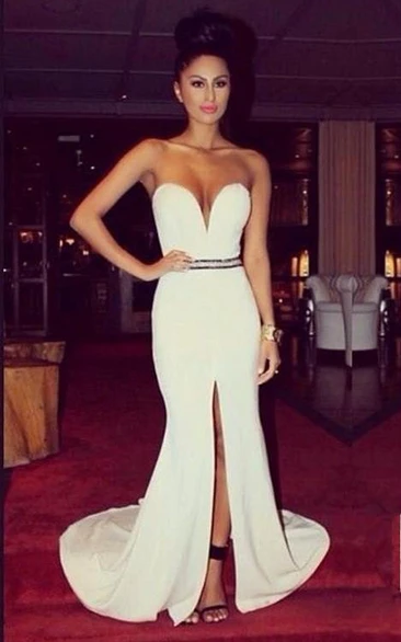 Sexy Sweetheart White Mermaid Prom Dress Sleeveless With Front Split