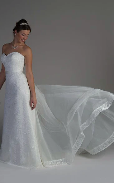 Sweetheart Lace Bridal Gown With Tulle Skirt And Satin Sash