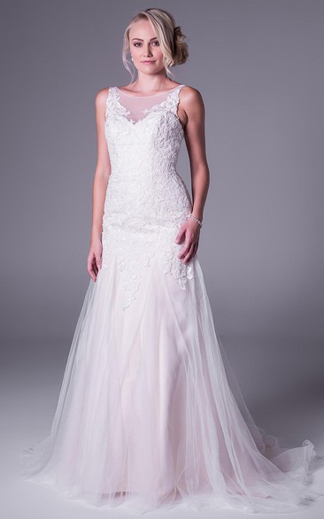 A-Line Appliqued Sleeveless Scoop-Neck Long Tulle Wedding Dress