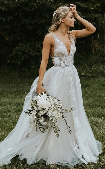 Sexy V-neck Boho Country Tulle A Line Empire Sleeveless Illusion Wedding Dress- white