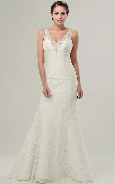 Mermaid Sleeveless V-Neck Appliqued Maxi Lace Wedding Dress With Beading
