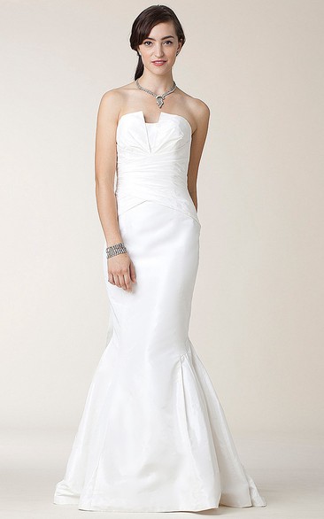 Trumpet Floor-Length Strapless Ruched Sleeveless Taffeta Wedding Dress With Bow