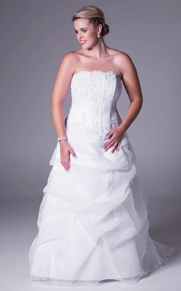 Strapless Tulle Plus Size Wedding Dress With Lace Up