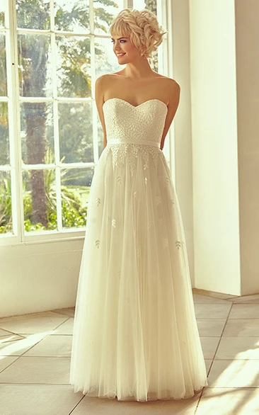 Sweetheart Floor-Length Appliqued Bowed Tulle Wedding Dress With Pleats And V Back