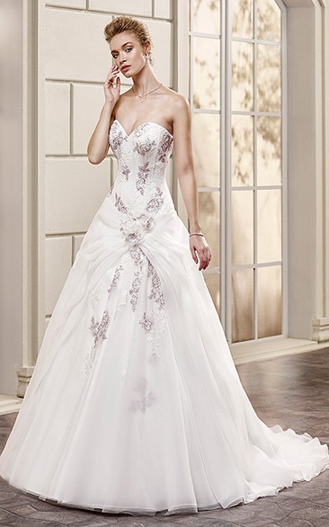 A-Line Long Sweetheart Tulle Wedding Dress With Appliques And Draping