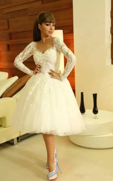 Modern Sweetheart Long Sleeve Short Tea Length Wedding Dress With Lace Appliques