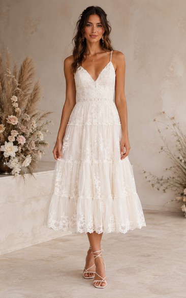 Vintage Summer Princess A-Line Wedding Dress Sleeveless V-Neck Tulle Lace Tiered Tea-Length White