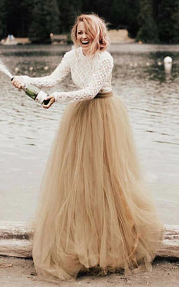 Scoop-neck Long Sleeve Keyhole Wedding Dress with Tulle Skirt