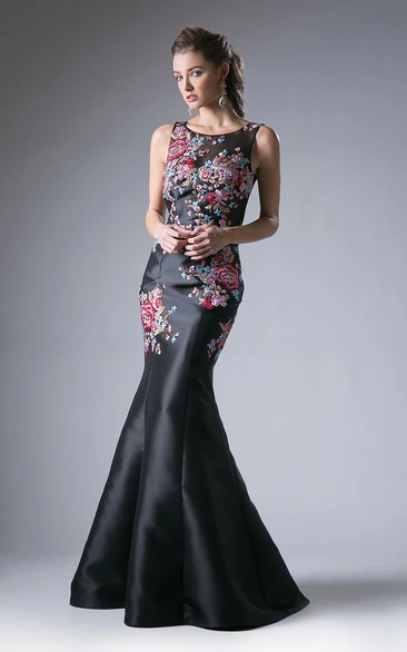 Mermaid Maxi Sleeveless Satin Illusion Dress With Appliques And Waist Jewellery