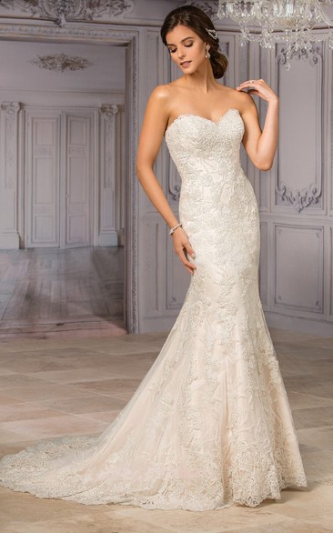 Sweetheart Mermaid Wedding Dress With Appliques And Pleats