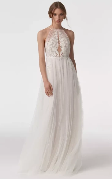 Ethereal High-neck Sleeveless Pleated Empire Tulle Beach Wedding Dress with Applique
