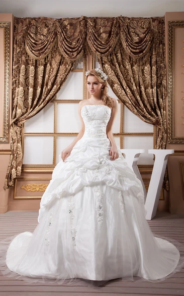Elegant Pick-Up Court Train and Ball-Gown With Appliques