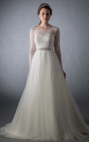 A-Line Lace Scoop Neck Long Sleeve Tulle Wedding Dress