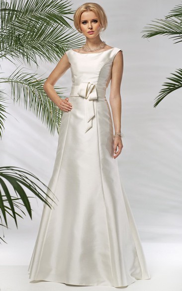 Sheath Sleeveless Scoop-Neck Bowed Long Satin Wedding Dress