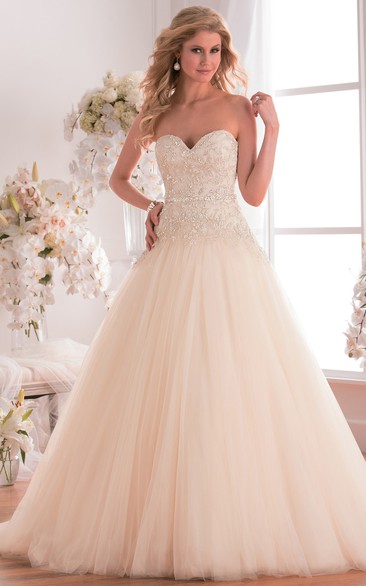 Sweetheart Ballgown With Pleats And Crystal Bodice