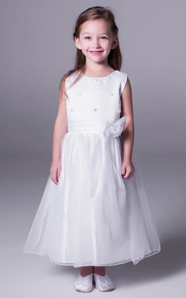 A-Line Tea-Length Scoop-Neck Sleeveless Floral Satin Flower Girl Dress With Bow