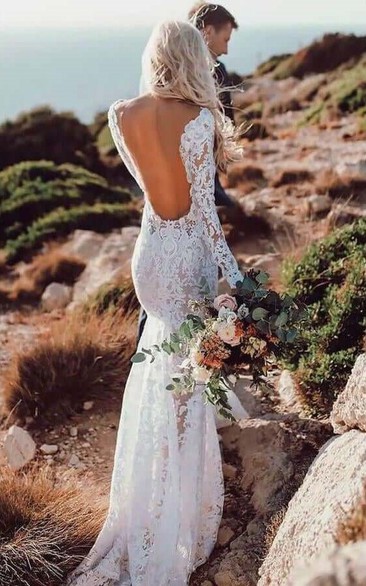 Country Lace Long Sleeve Plunged Sheath Backless Boho Wedding Dress with Court Train