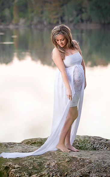 Chiffon Lace A-line Sleeveless Strapless Maternity Wedding Dress with Split Front