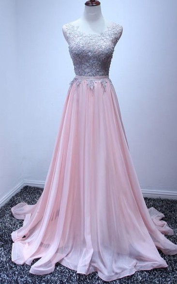 Scoop Neck Appliques Prom Dress