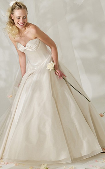 Ball Gown Sweetheart Satin Wedding Dress
