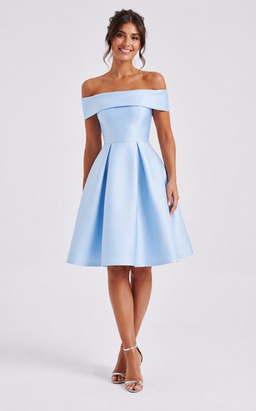 Sky Blue Off-the-Shoulder Knee-Length Satin Cocktail Dress with Pleated Skirt