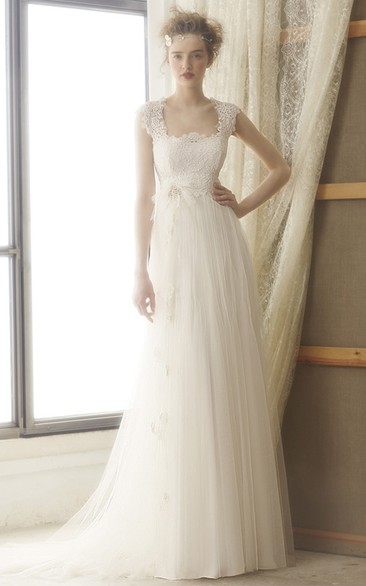 Floor-Length Square Empire Lace Tulle Wedding Dress With Brush Train And Keyhole