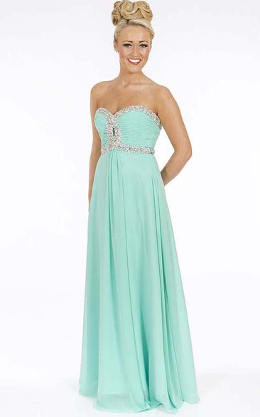 A-Line Maxi Ruched Sweetheart Sleeveless Chiffon Prom Dress With Beading