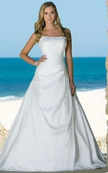A-line Strapless Chapel Train Sleeveless Taffeta Beach Wedding Dresses Styles for Brides