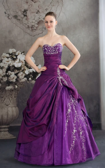 Sweetheart Pick-Up Appliqued Satin Embroideries and Gown With Stress