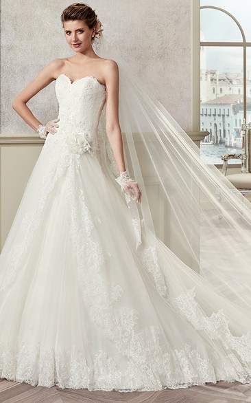 Sweetheart A-Line Ruching Bridal Gown With Floral Waist And Lace-Up Back