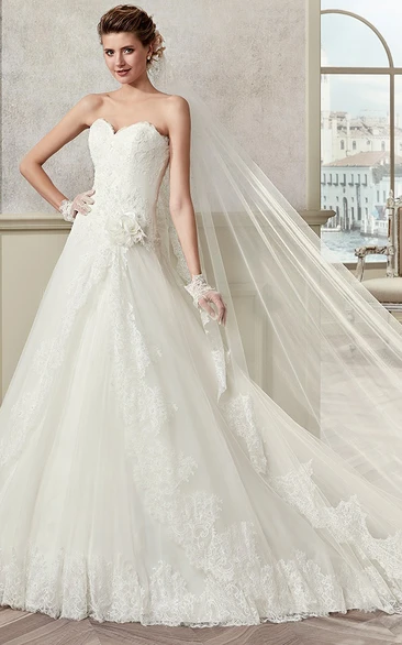 Sweetheart A-Line Ruching Bridal Gown With Floral Waist And Lace-Up Back