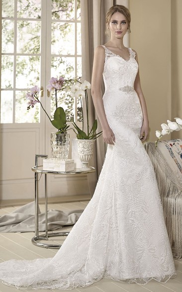 Sheath Sleeveless Long Appliqued V-Neck Lace Wedding Dress With Waist Jewellery