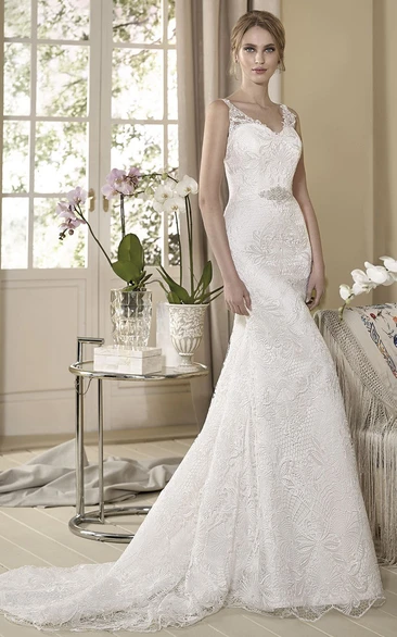 Sheath Sleeveless Long Appliqued V-Neck Lace Wedding Dress With Waist Jewellery