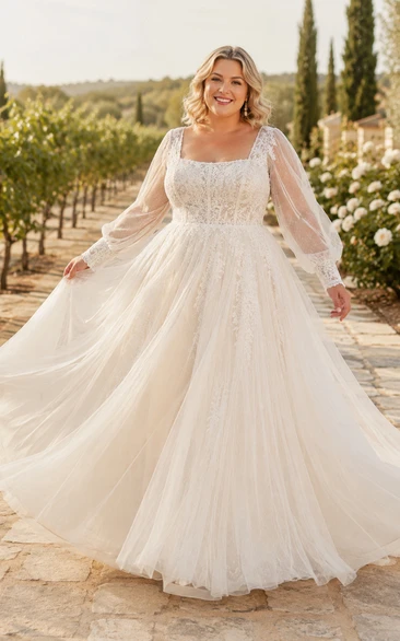 Plus Size elfenbeinfarbenes Ballkleid mit eckigem Ausschnitt, langen Ärmeln und Tüll