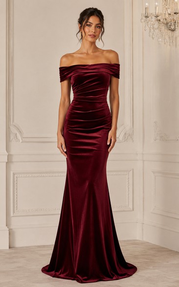 Burgundy Off-the-Shoulder Velvet Mermaid Dress