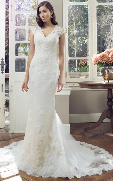 Sheath Cap-Sleeve V-Neck Lace Wedding Dress Styles With Illusion