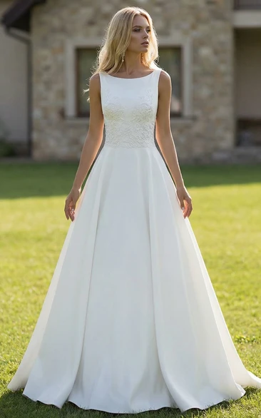 Bateau Neck Satin Wedding Dress with Applique