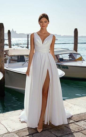 Simple V-neck Sexy Front Split Empire Ruched Sleeveless Wedding Dress