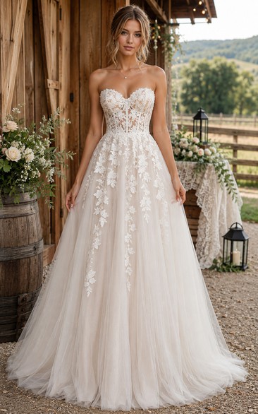 Strapless A-Line Tulle Country Wedding Dress with Lace Applique Bodice