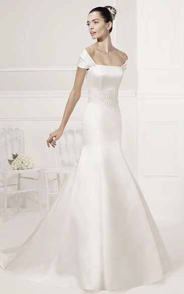 Unique Off-Shoulder Mermaid Satin Bridal Gown With Beading Waist