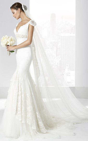 Mermaid Cap-Sleeve Floor-Length Appliqued Lace Wedding Dress With Waist Jewellery