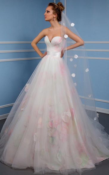 A-Line Sweetheart Tulle Wedding Dress With Flower And Lace Up