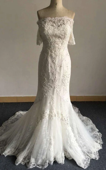 Off-Shoulder Mermaid Lace and Tulle Gown With Court Train