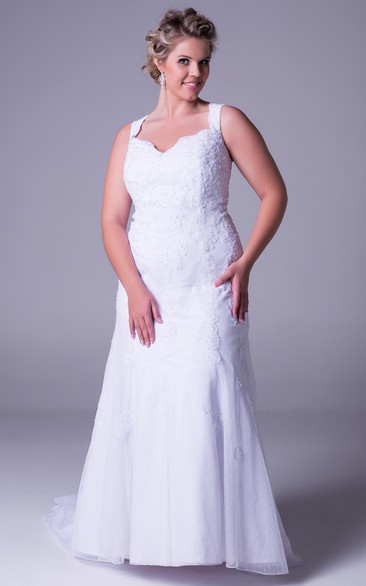 Sleeveless Strapped Lace Plus Size Wedding Dress