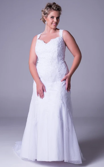 Sleeveless Strapped Lace Plus Size Wedding Dress