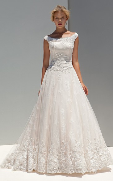 A-Line Cap-Sleeve Appliqued Long Scoop-Neck Lace Wedding Dress