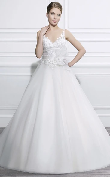 Ball-Gown Appliqued Sleeveless Strapless Floor-Length Tulle Wedding Dress With Flower And Low-V Back