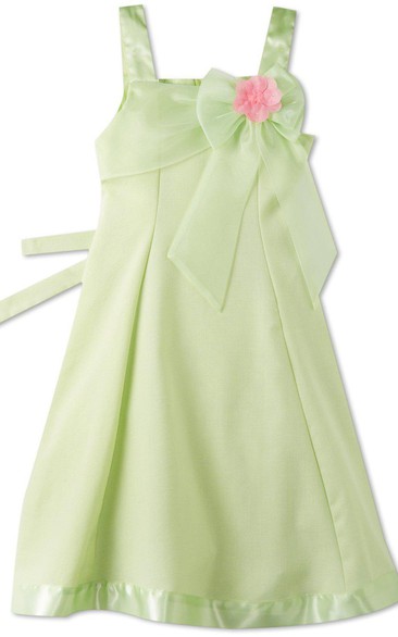 Sleeveless A-line Dress With Flowers and Bow