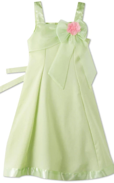 Sleeveless A-line Dress With Flowers and Bow